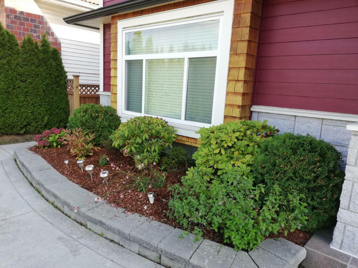 Vancouver Home Inn By Elevate Rooms Burnaby Exterior foto